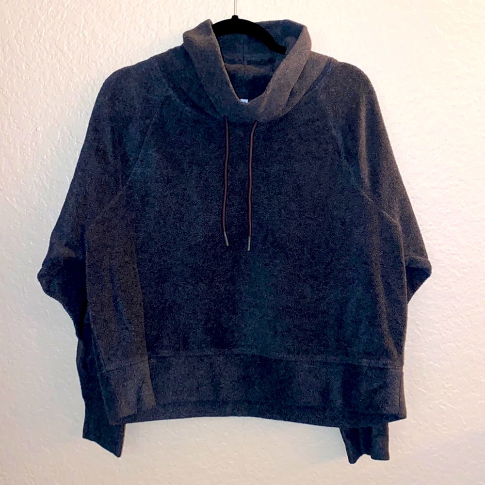 Women fleece crop top